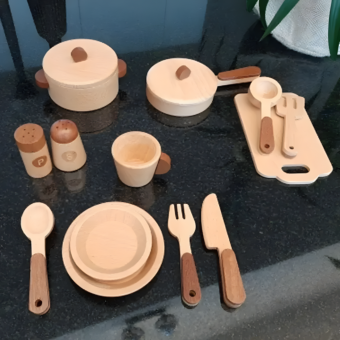 Wooden kitchen toy