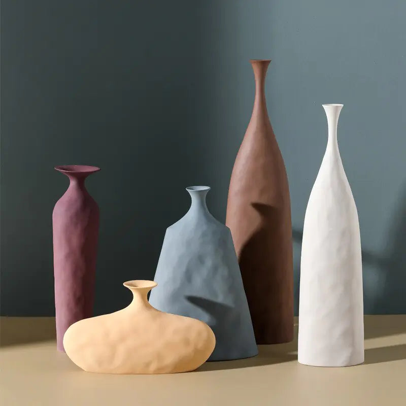 Vases anciens faits à la main